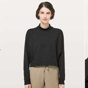 Like New Lululemon Cursive Logo Up High Pullover Sweatshirt Boxy Black 8